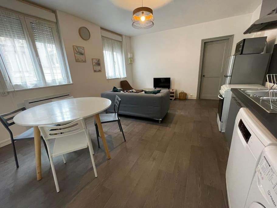 Appartement 2 Chambres A 3 Min A Pied De La Plage Saint-Valery-en-Caux Extérieur photo